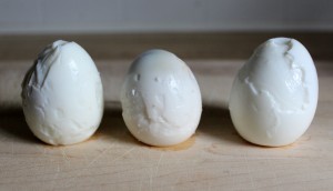 Sad-pealed-eggs